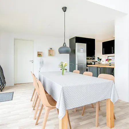 別荘 Three-bedroom In *